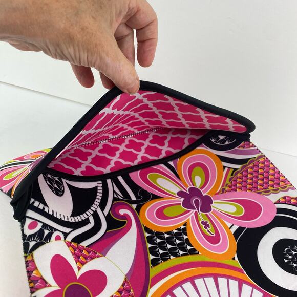 Macbeth Collection Laptop Tablet Case Pink Multicolor Neoprene Reversible - Picture 5 of 8